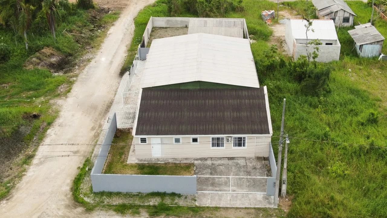 Barracão para Alugar no Balneário Solimar - Matinhos